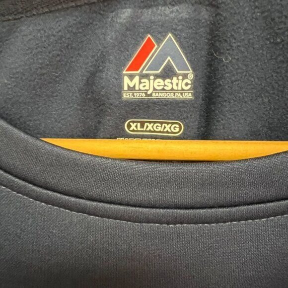 Majestic Men's NFL New England Patriots Logo Crewneck Sweatshirt Size XL - Picture 3 of 4